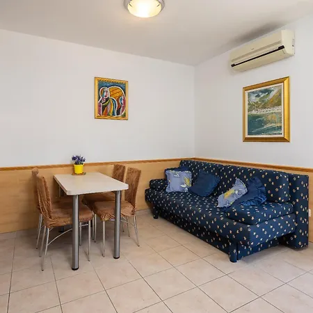 Sunny Apartman Makarska