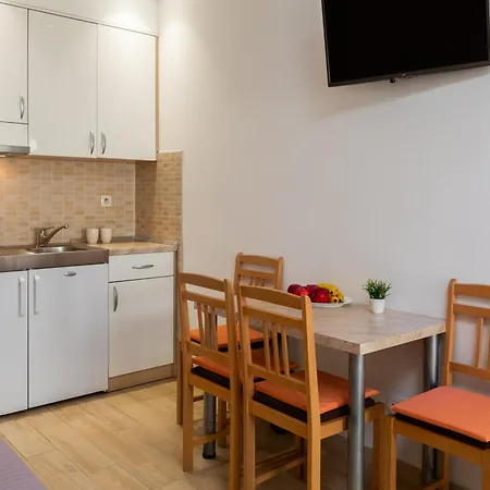 Sunny Apartman Makarska