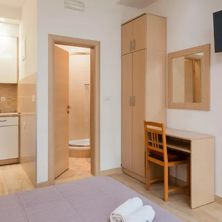 Sunny * Макарська