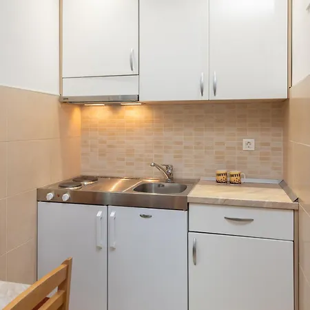 Апартаменти Sunny Макарська