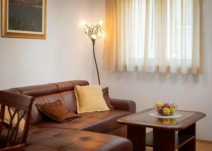 Апартаменти Sunny *