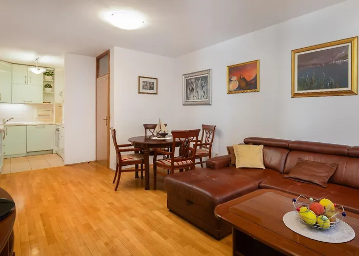 דירה Sunny מאקרסקה